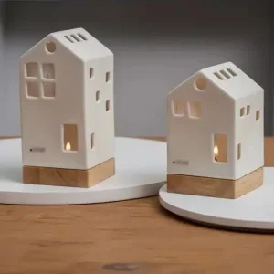 Tiziano Teelicht Haus Oslo auf Holzbase weiß-creme